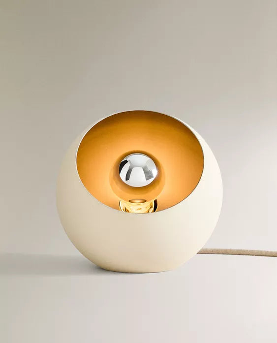 Light 02