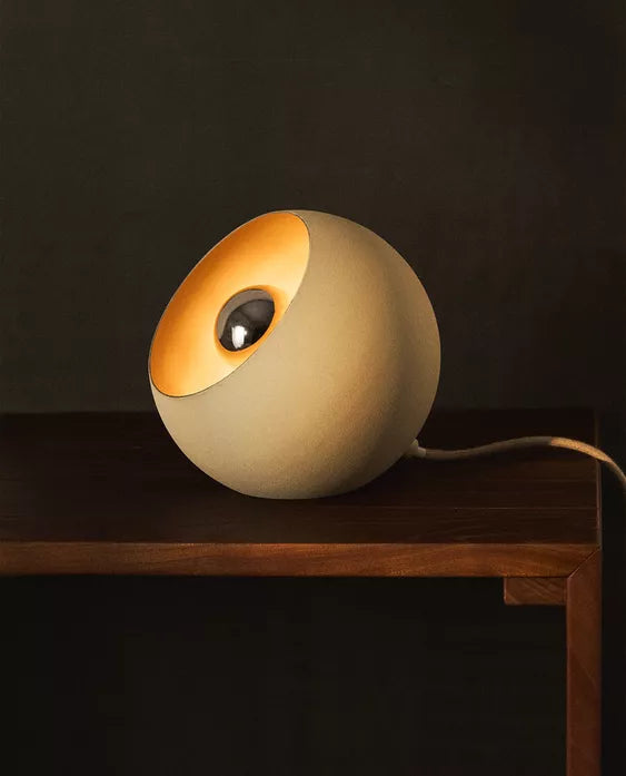 Light 02
